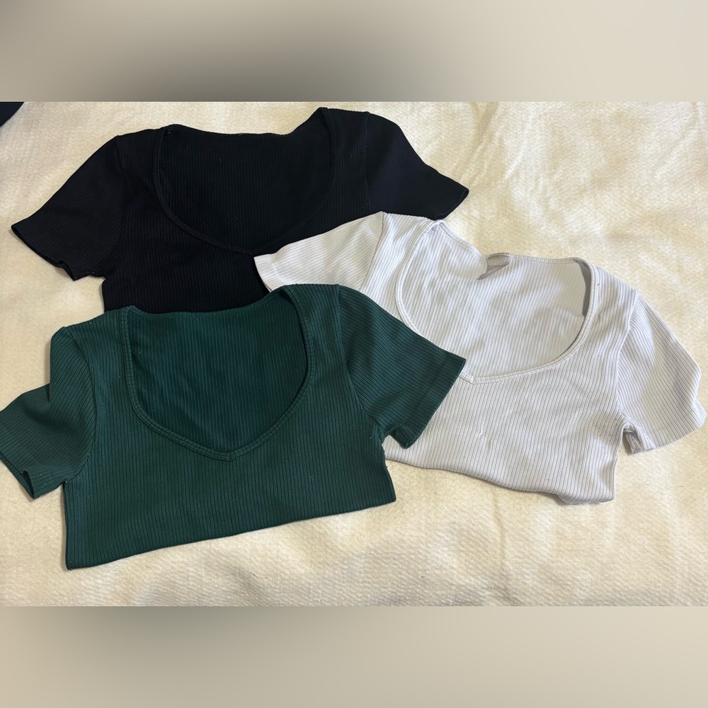 Bloom Season Women's Tops - Black, Green, and White BUNDLE